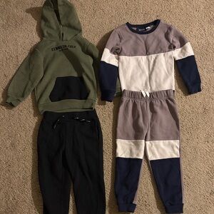 Sweatsuit Bundle. Size 4t